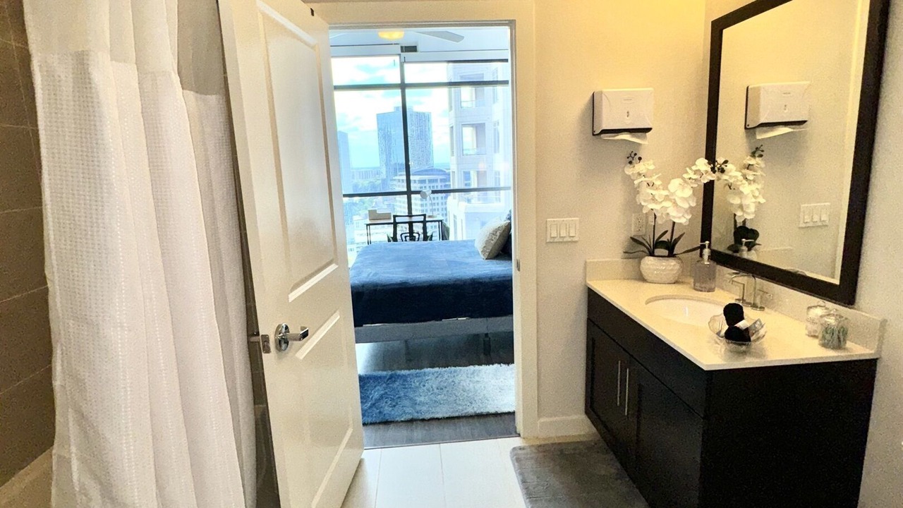 Photo of Bathroom in North Buckhead