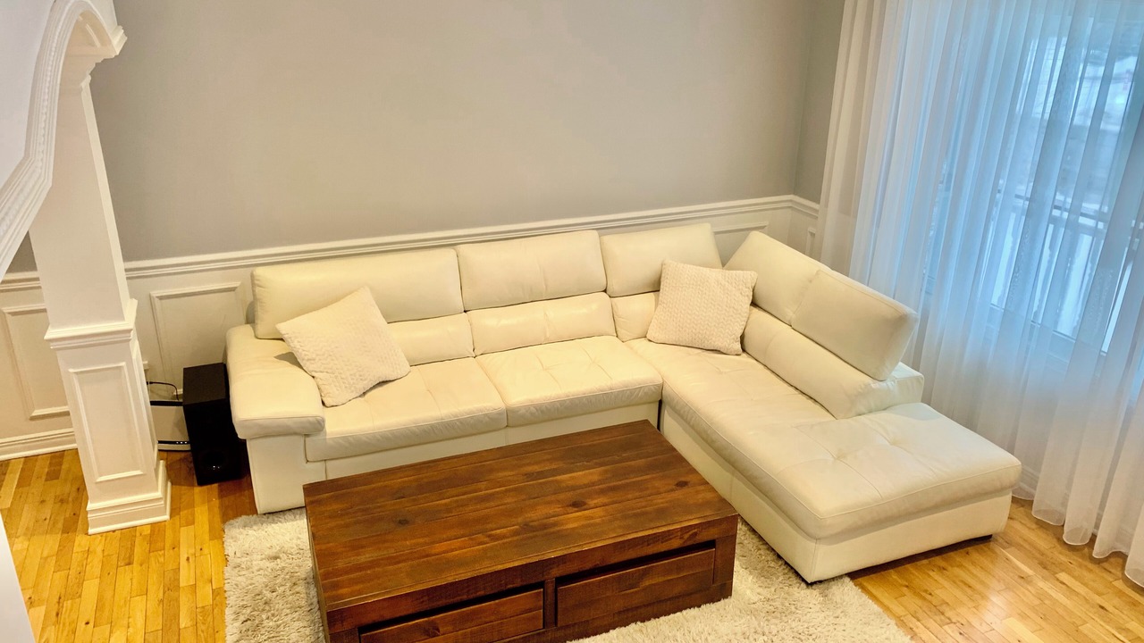 Photo of Livingroom in Les Moulins Regional County Municipality