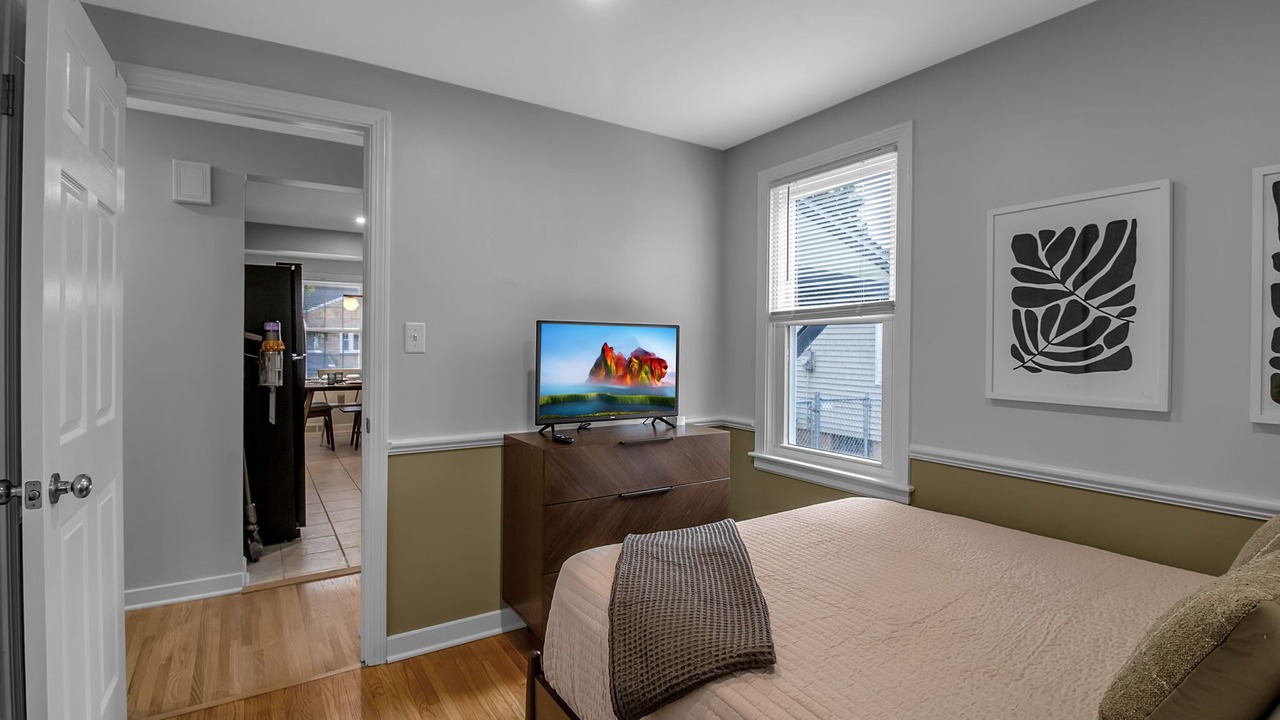 Photo of Bedroom in Eggertsville