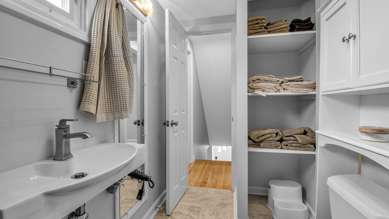 Photo of Bathroom in Eggertsville