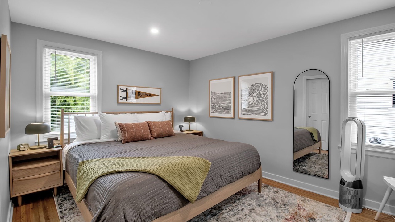 Photo of Bedroom in Eggertsville