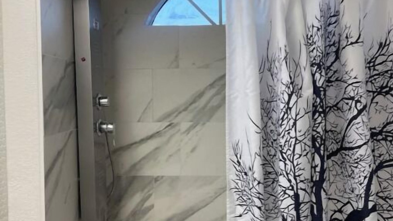 Photo of Bathroom in Discovery Bay