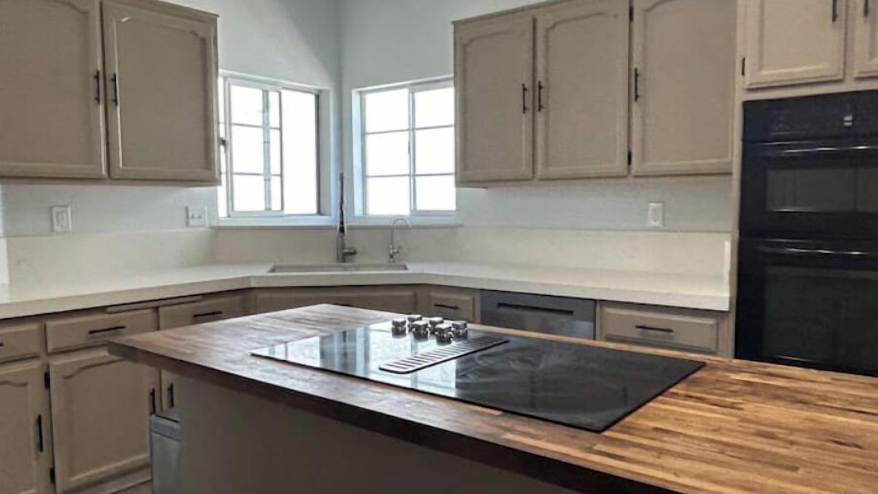 Photo of Kitchen in Discovery Bay