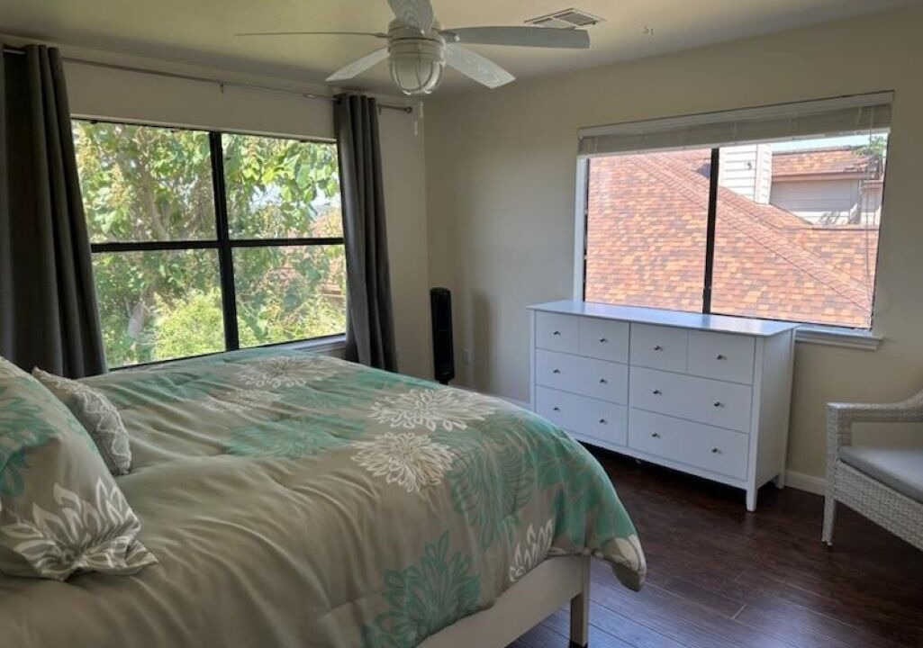 Photo of Bedroom in Point Venture