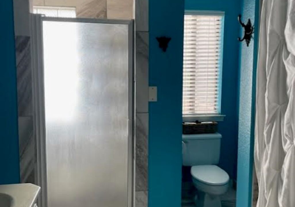 Photo of Bathroom in Point Venture