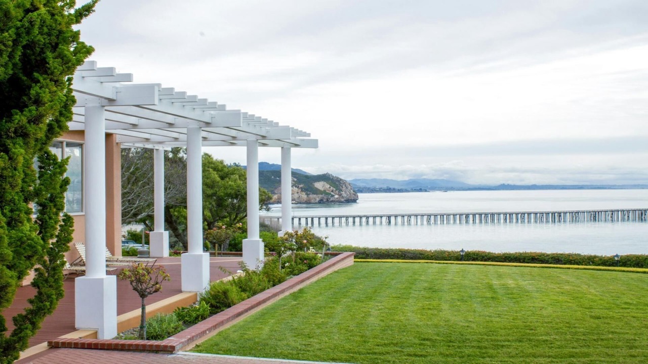 Photo of Patio Balcony in Avila Beach
