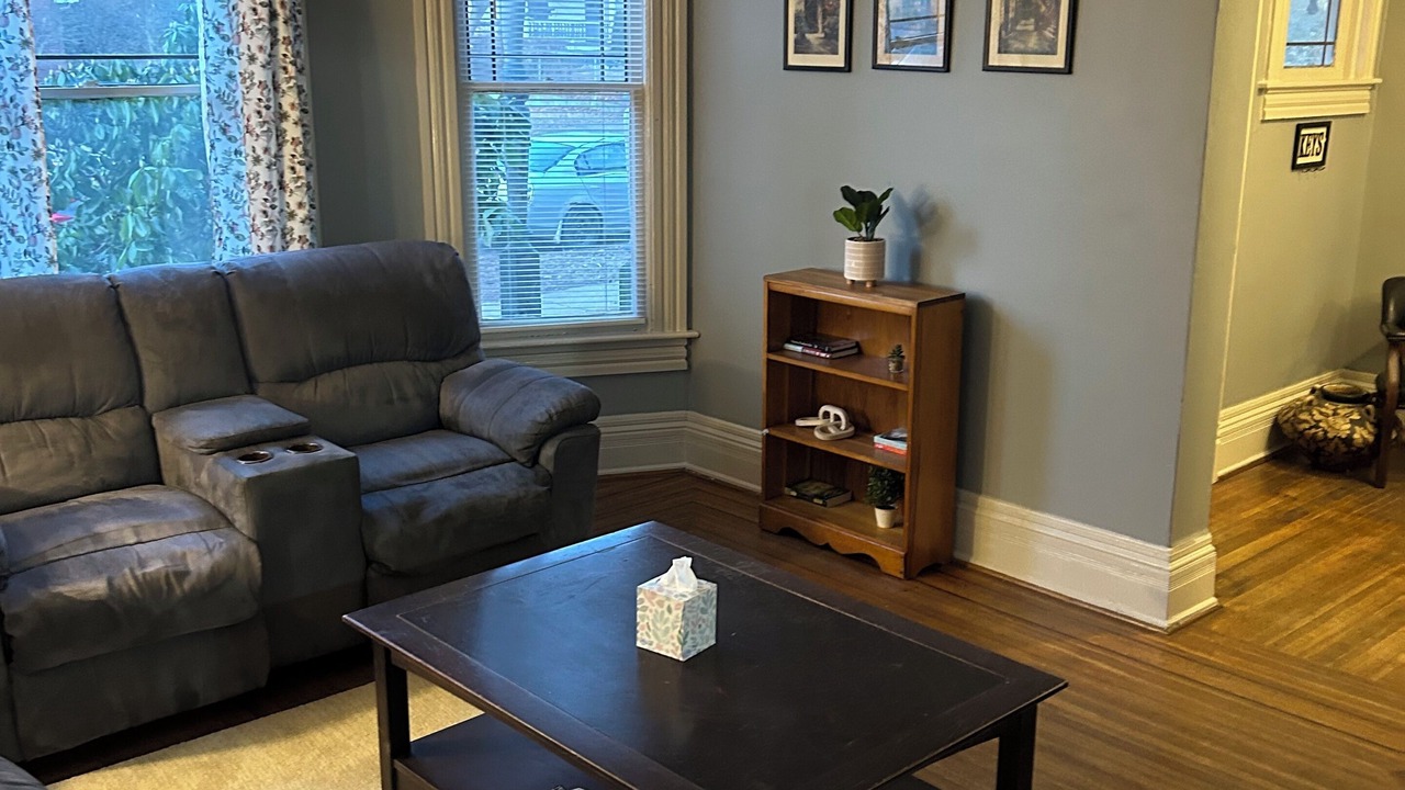 Photo of Livingroom in Olean