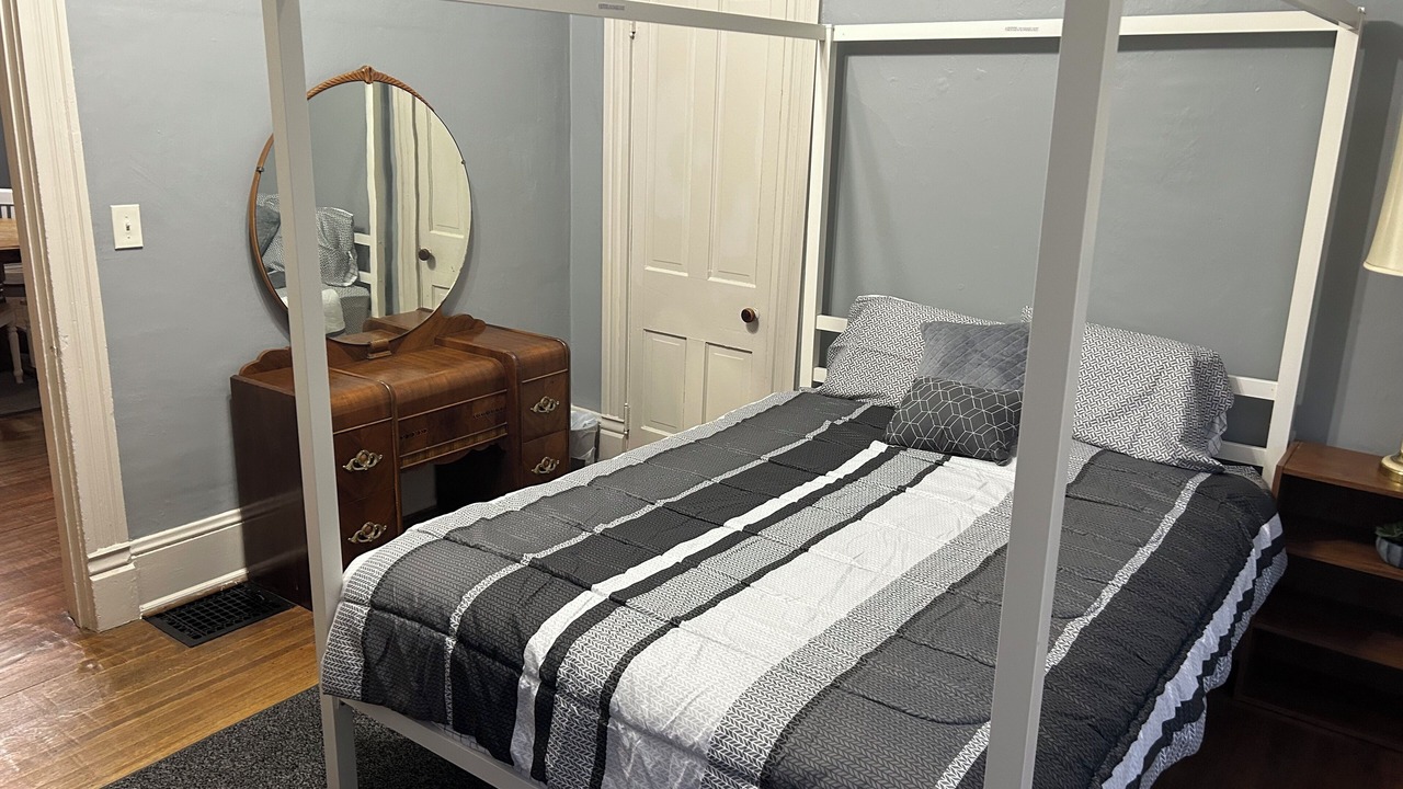 Photo of Bedroom in Olean