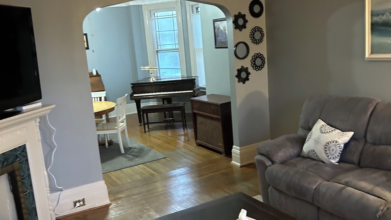 Photo of Livingroom in Olean