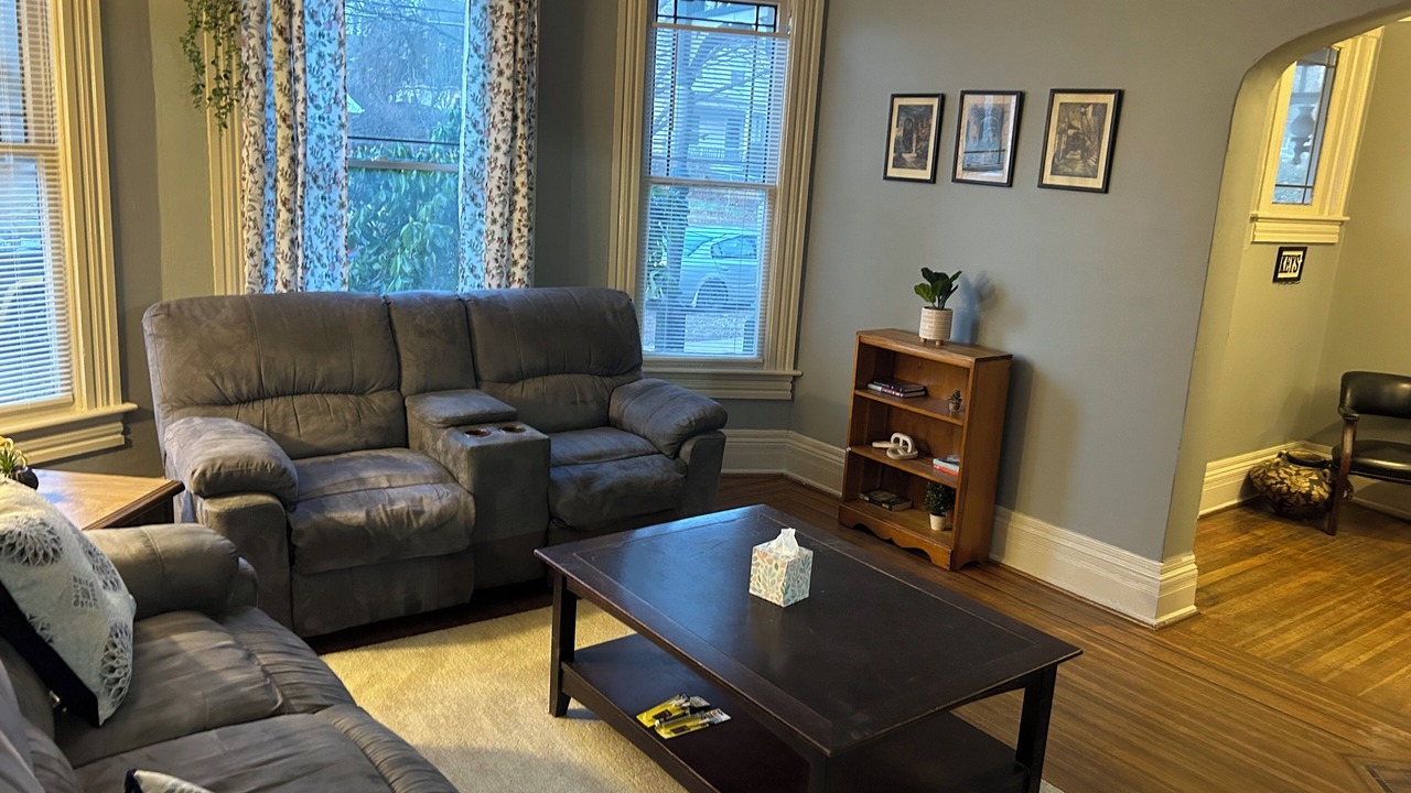 Photo of Livingroom in Olean