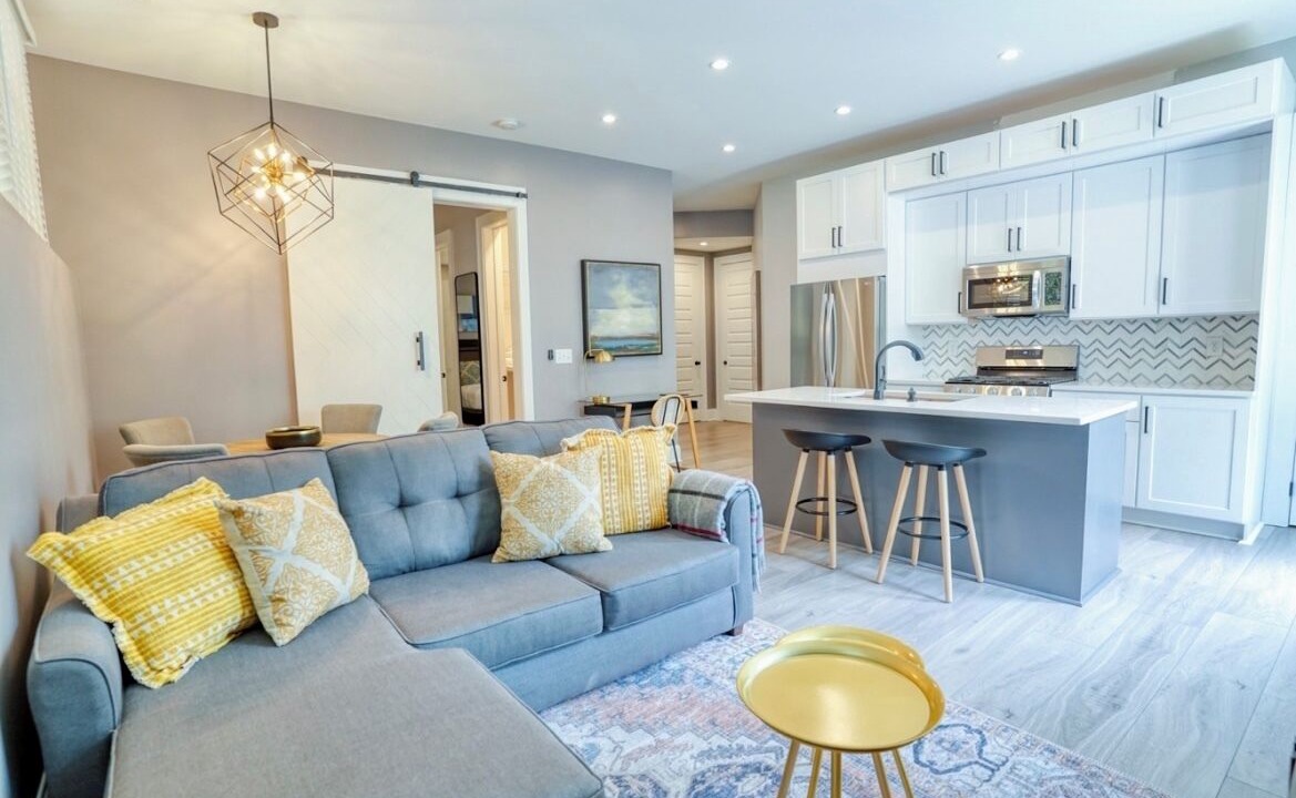 Photo of Bedroom in Midtown