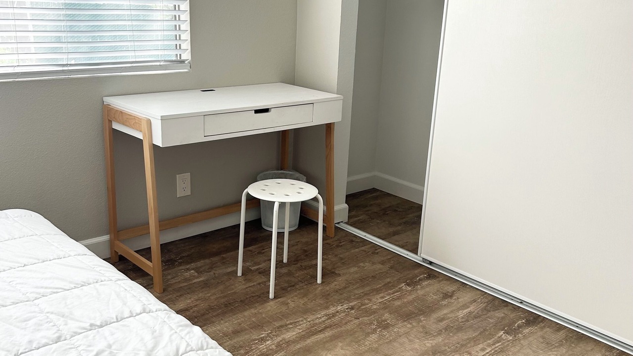 Photo of Bedroom in Pico - Robertson