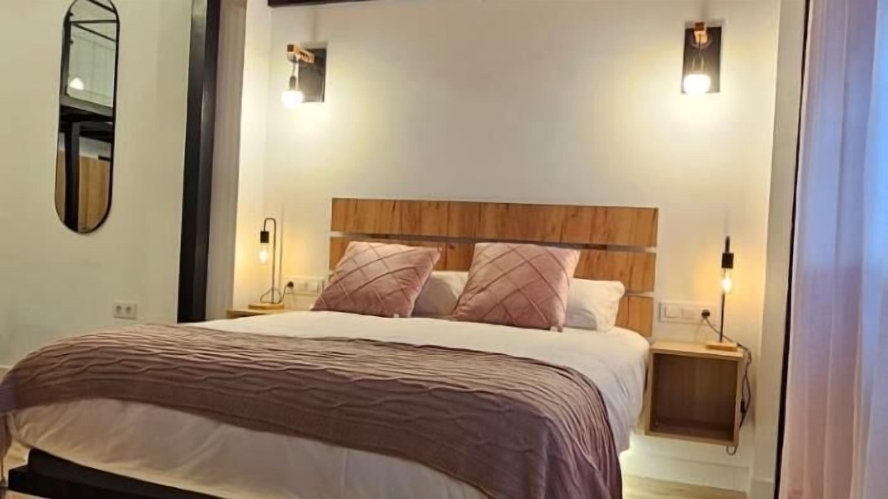 Photo of Bedroom in Jewish Quarter