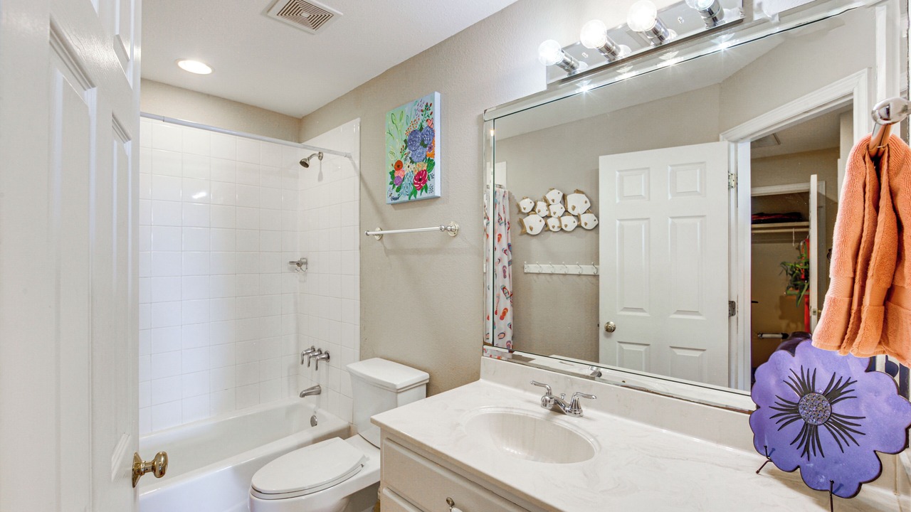 Photo of Bathroom in Log Cabin