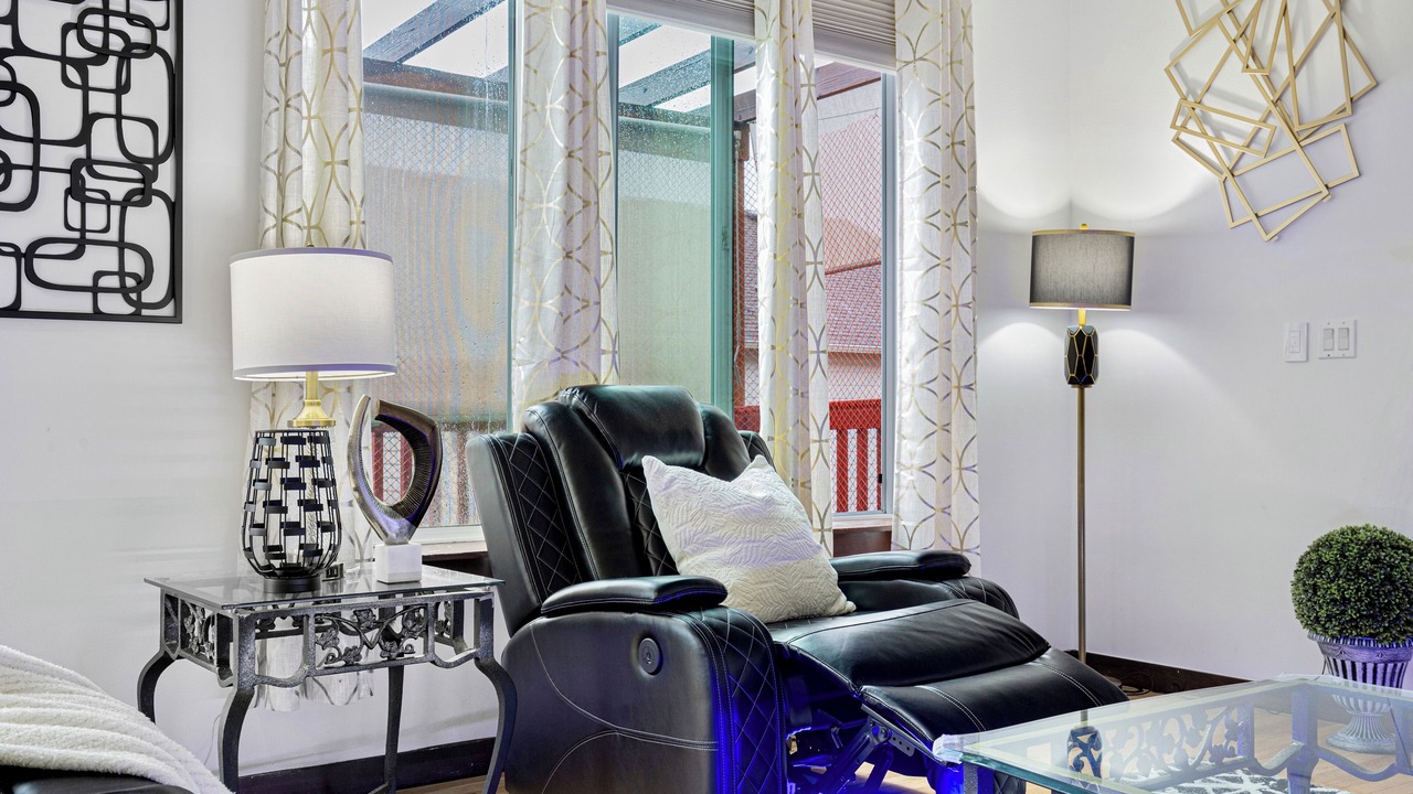 Photo of Livingroom in North Creek