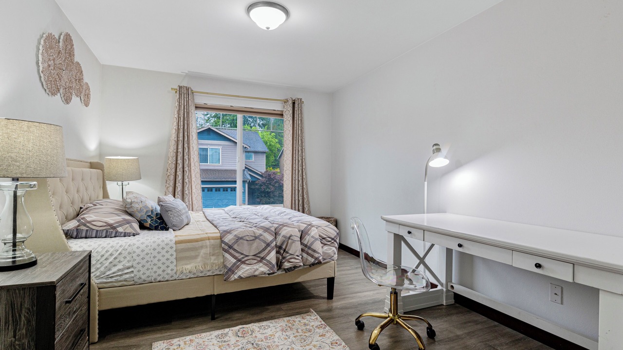 Photo of Bedroom in North Creek