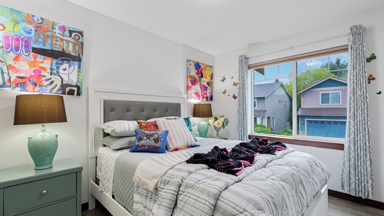 Photo of Bedroom in North Creek