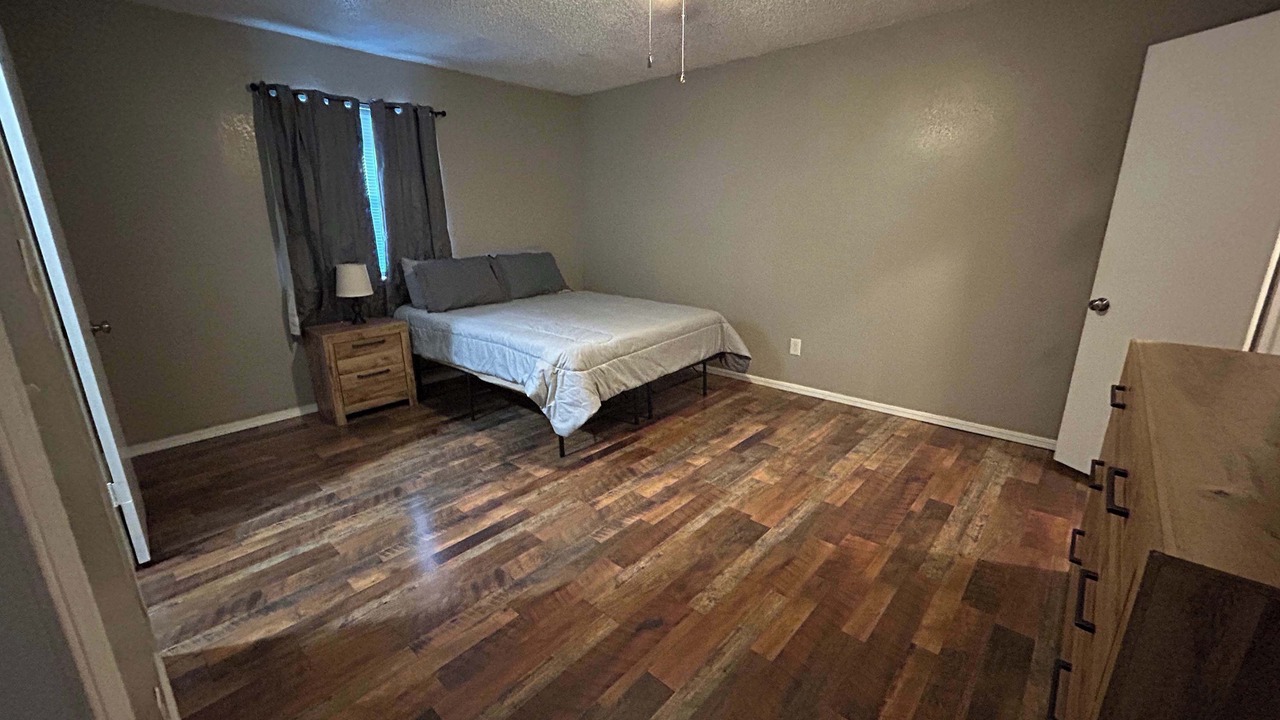 Photo of Bedroom in Lawton