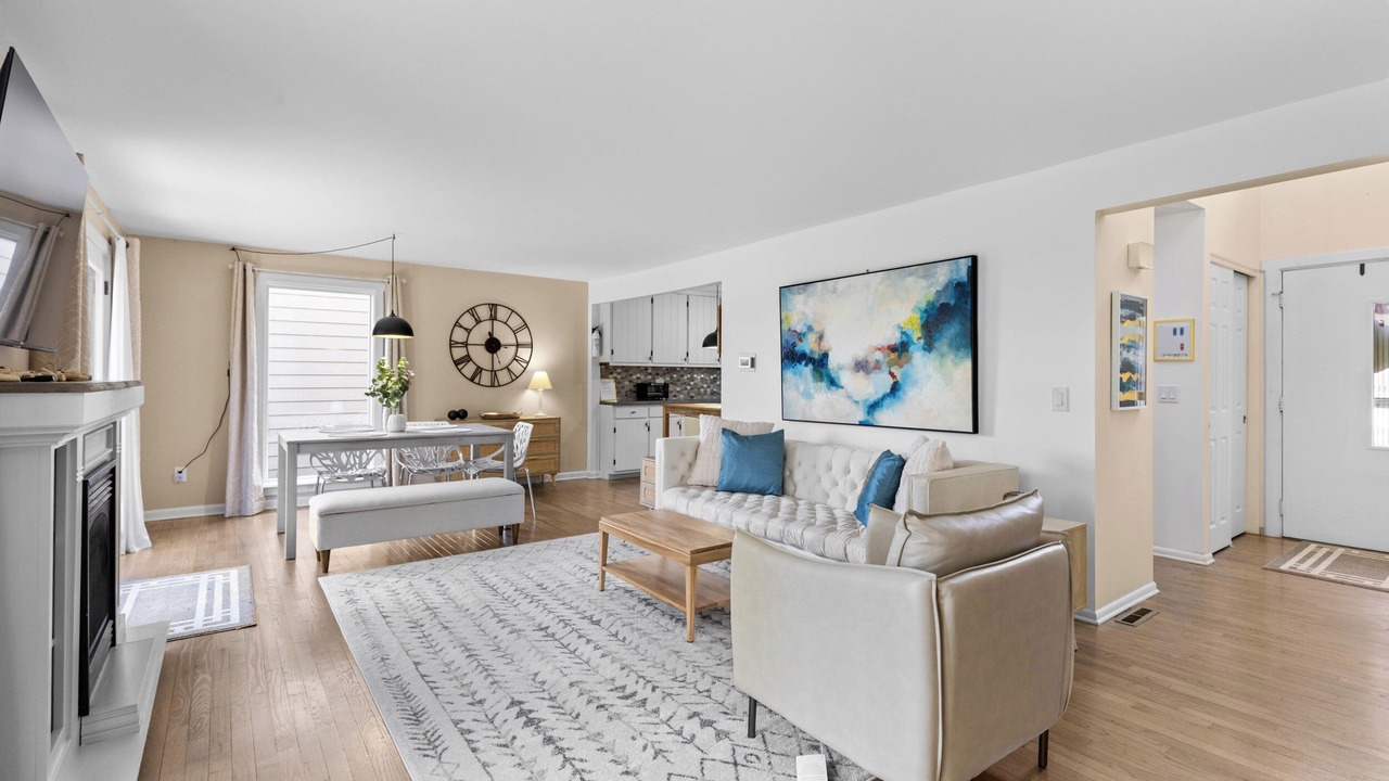 Photo of Livingroom in Canandaigua