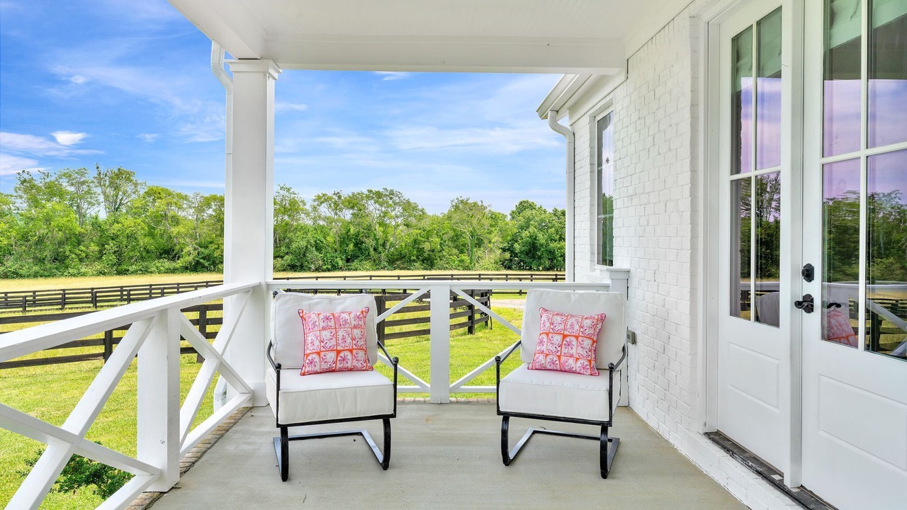 Photo of Patio Balcony in Kedron