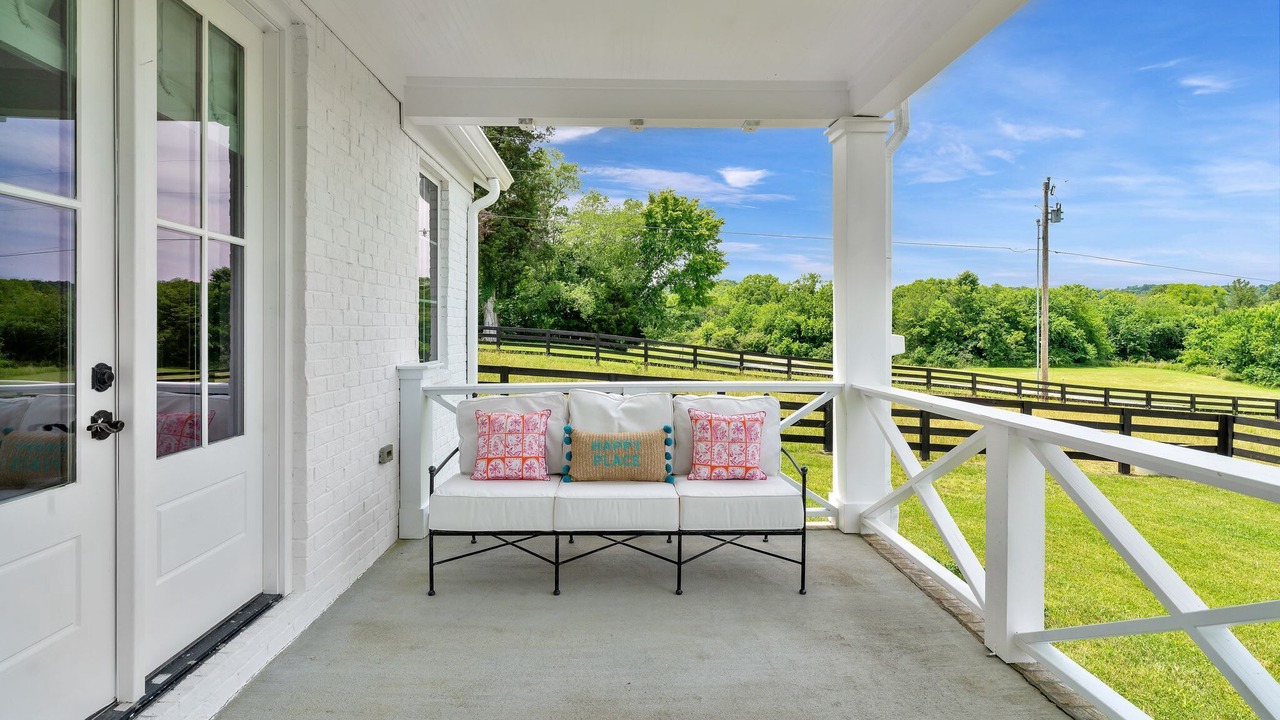 Photo of Patio Balcony in Kedron