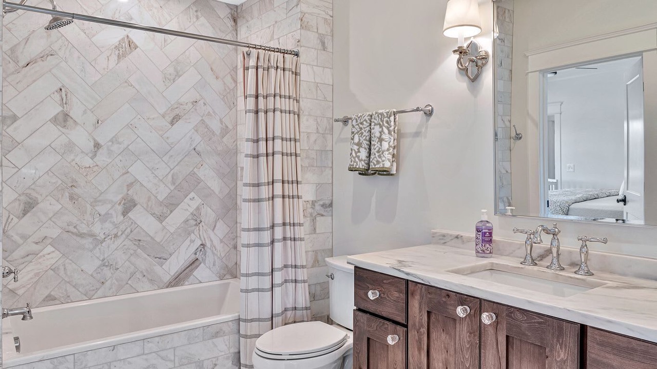Photo of Bathroom in Kedron