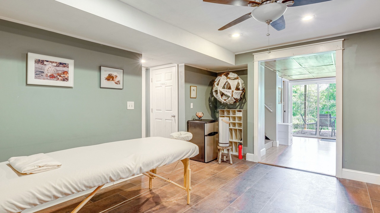 Photo of Bedroom in Blacksburg