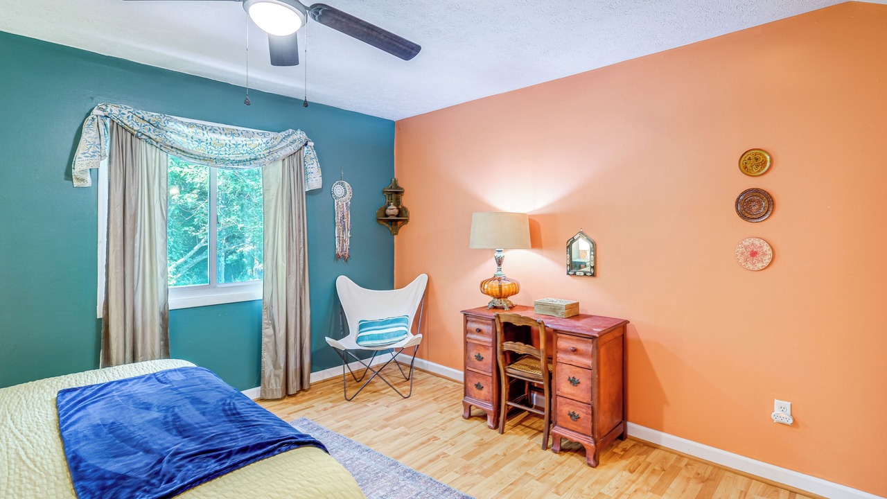 Photo of Bedroom in Blacksburg