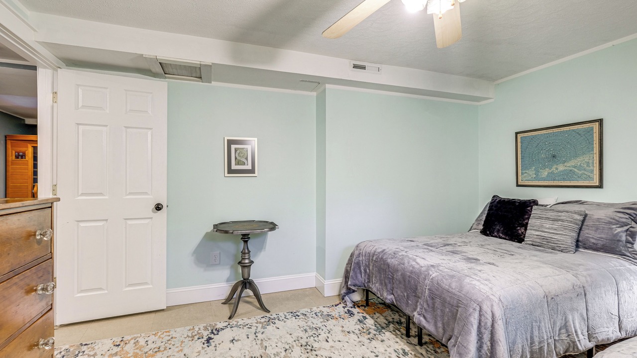 Photo of Bedroom in Blacksburg
