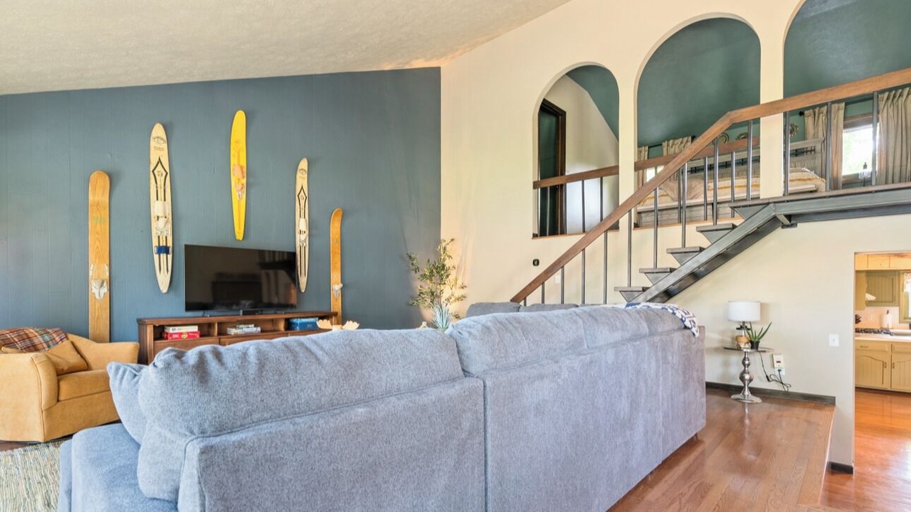 Photo of Livingroom in Machesney Park