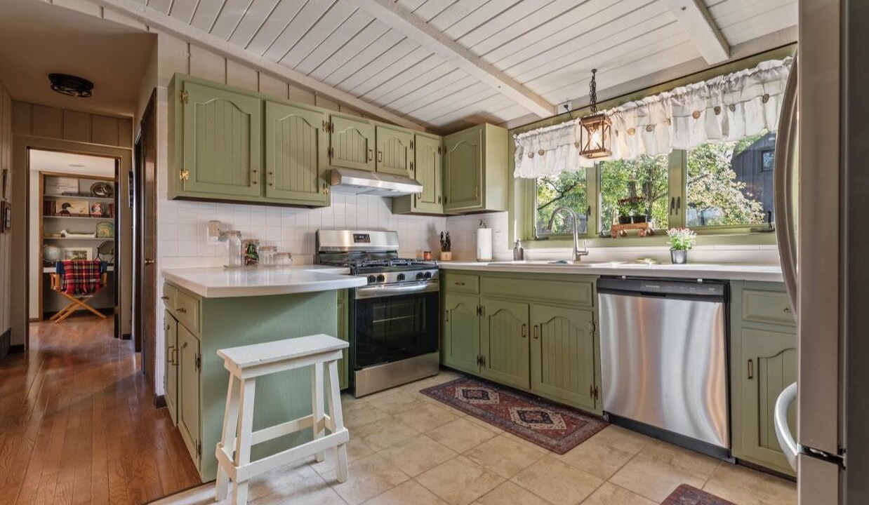 Photo of Kitchen in Machesney Park