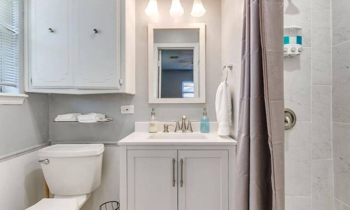 Photo of Bathroom in Yukon