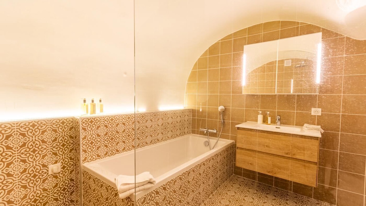Photo of Bathroom in Seez