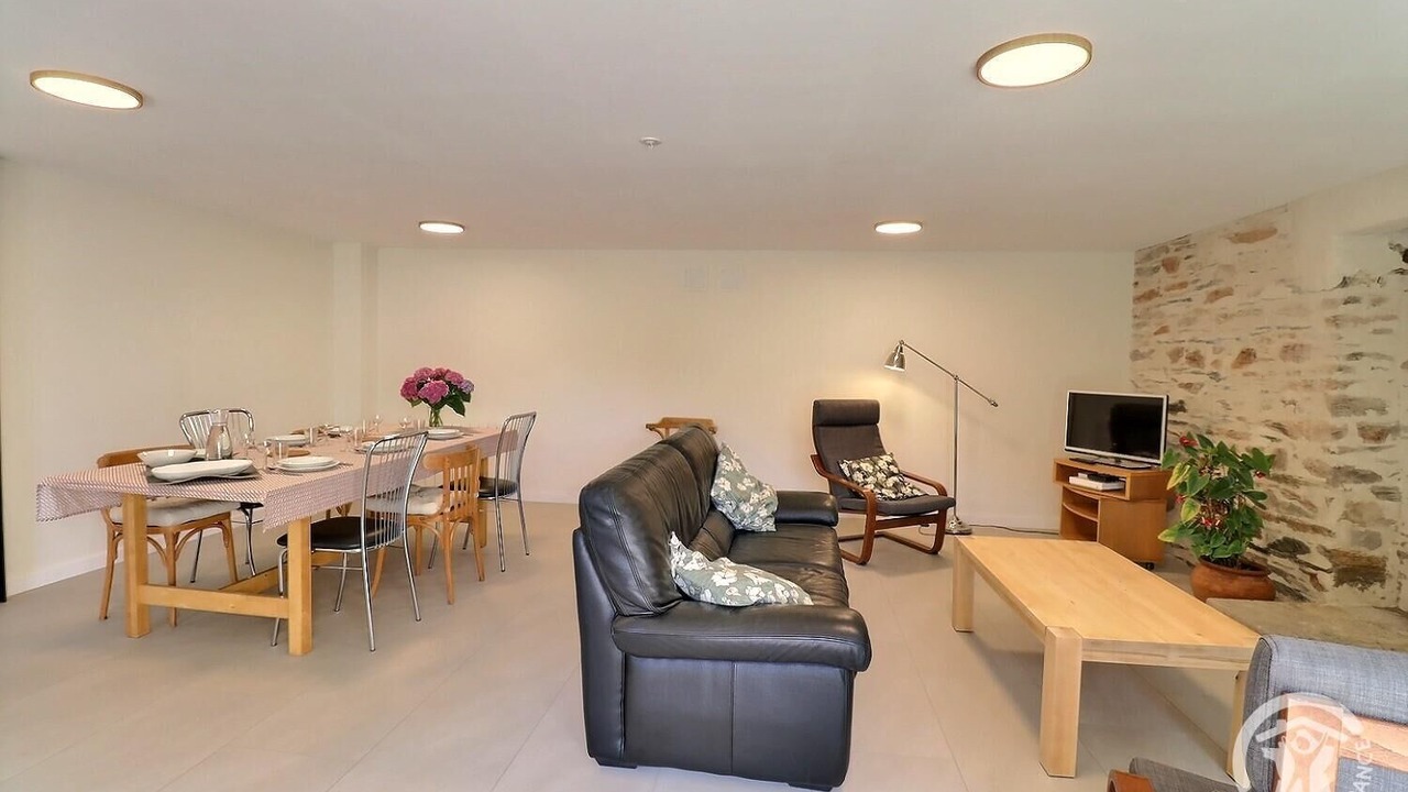 Photo of Others in Redon