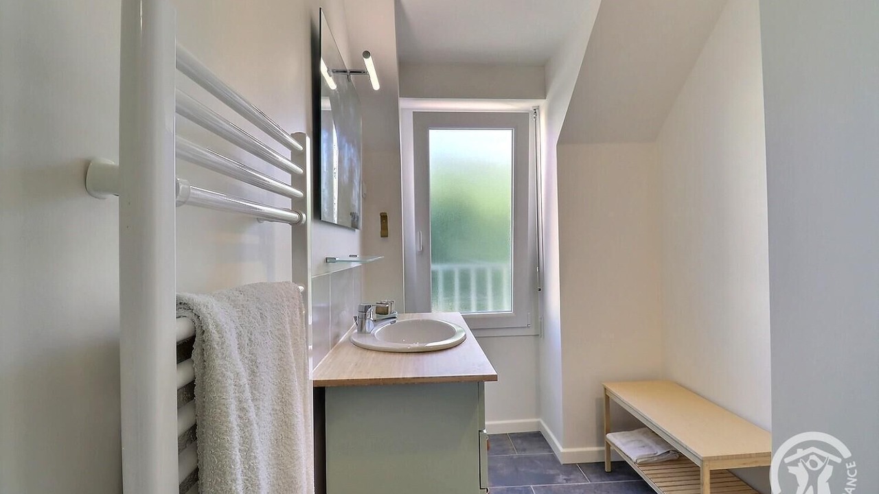 Photo of Bathroom in Redon