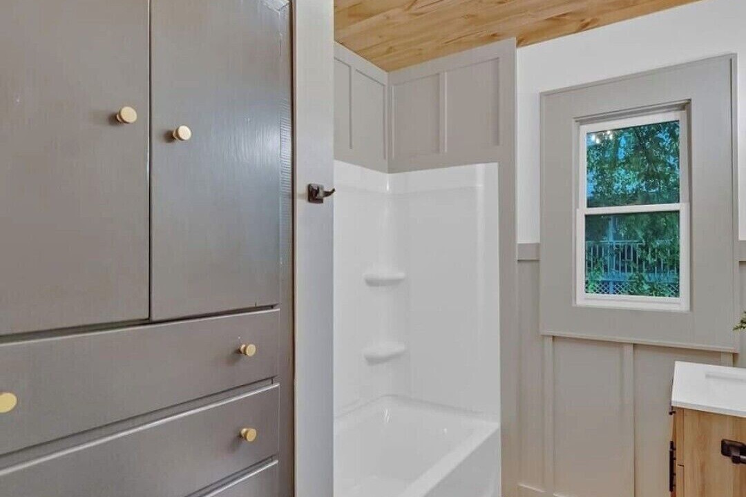 Photo of Bathroom in Greeneville