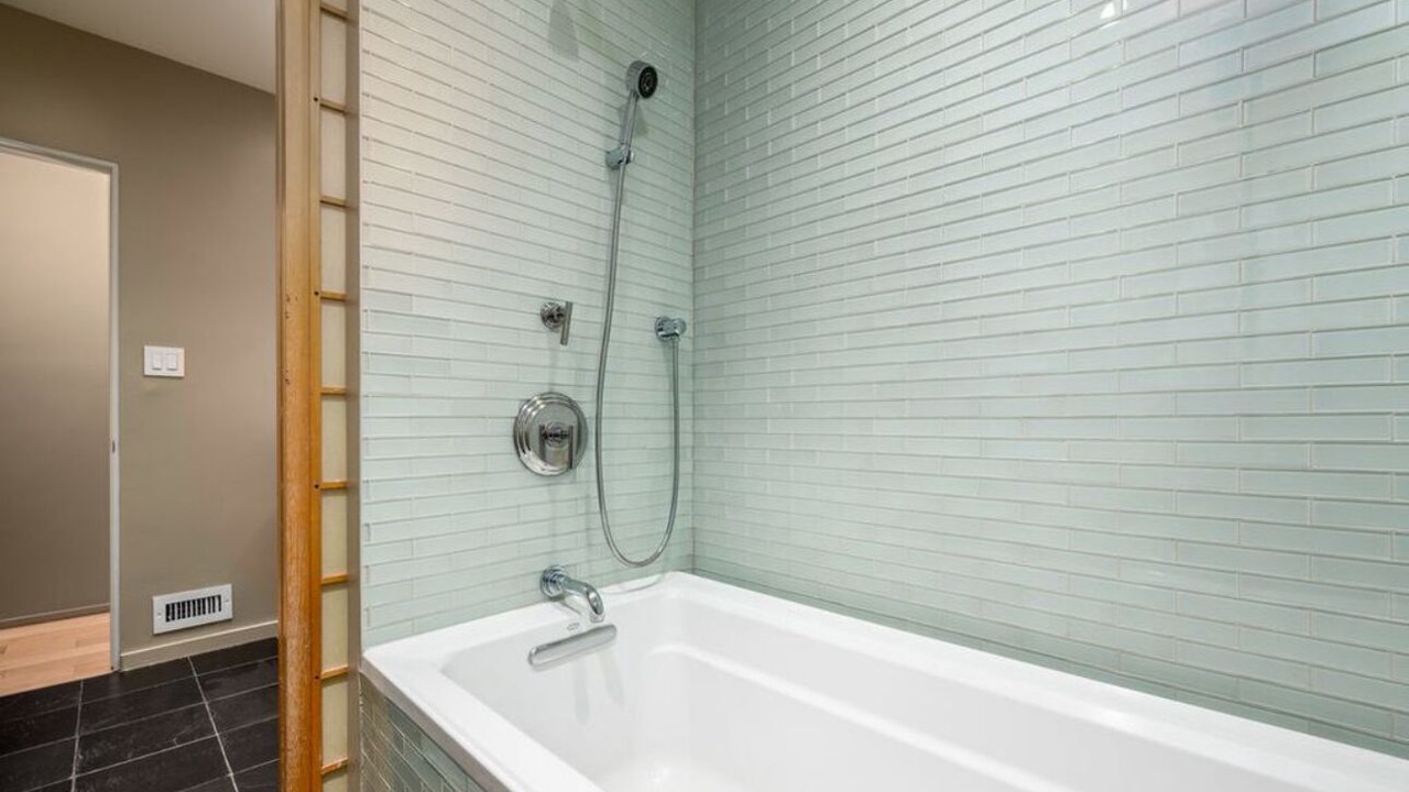 Photo of Bathroom in Hollywood Hills West