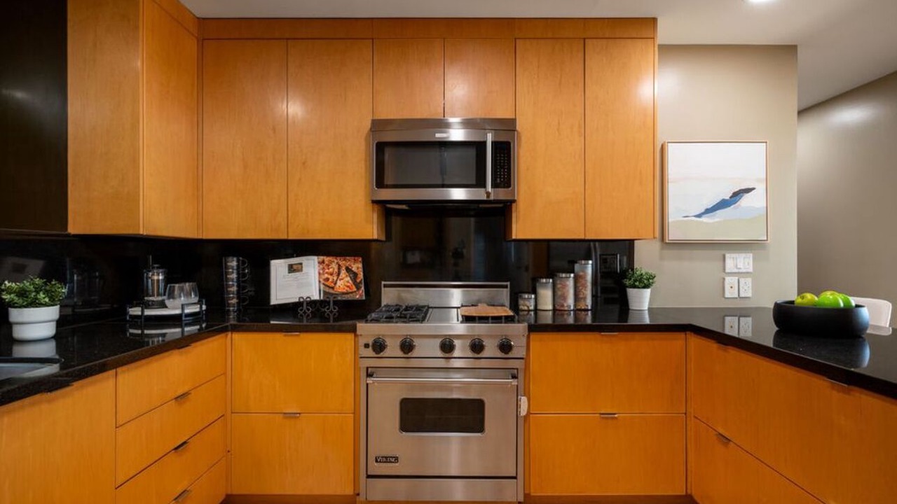 Photo of Kitchen in Hollywood Hills West