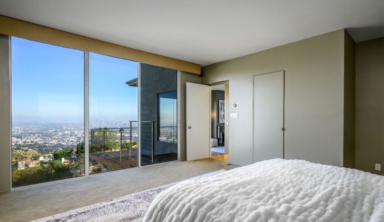 Photo of Bedroom in Hollywood Hills West