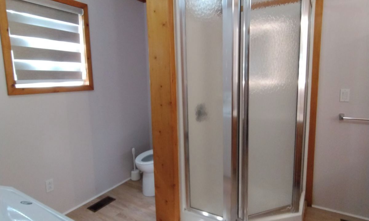 Photo of Bathroom in Tobermory