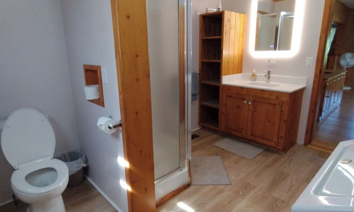 Photo of Bathroom in Tobermory