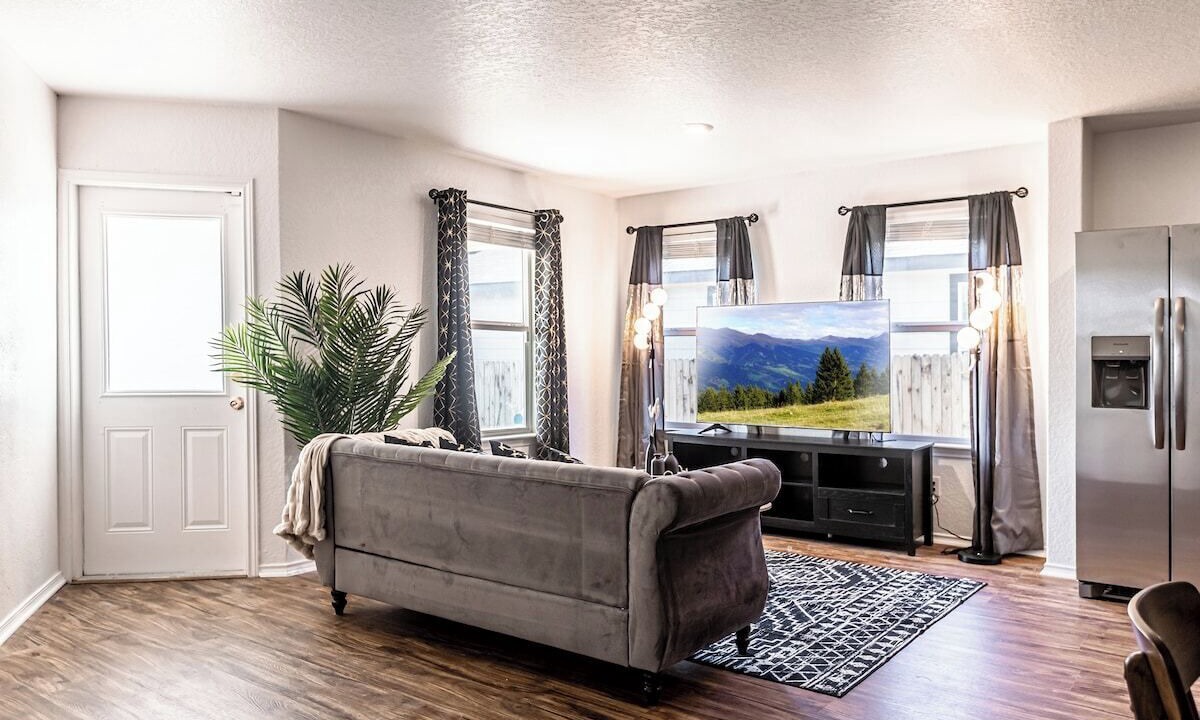 Photo of Livingroom in Medina Valley