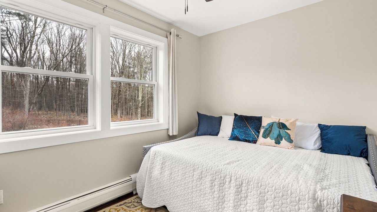 Photo of Bedroom in Glendale