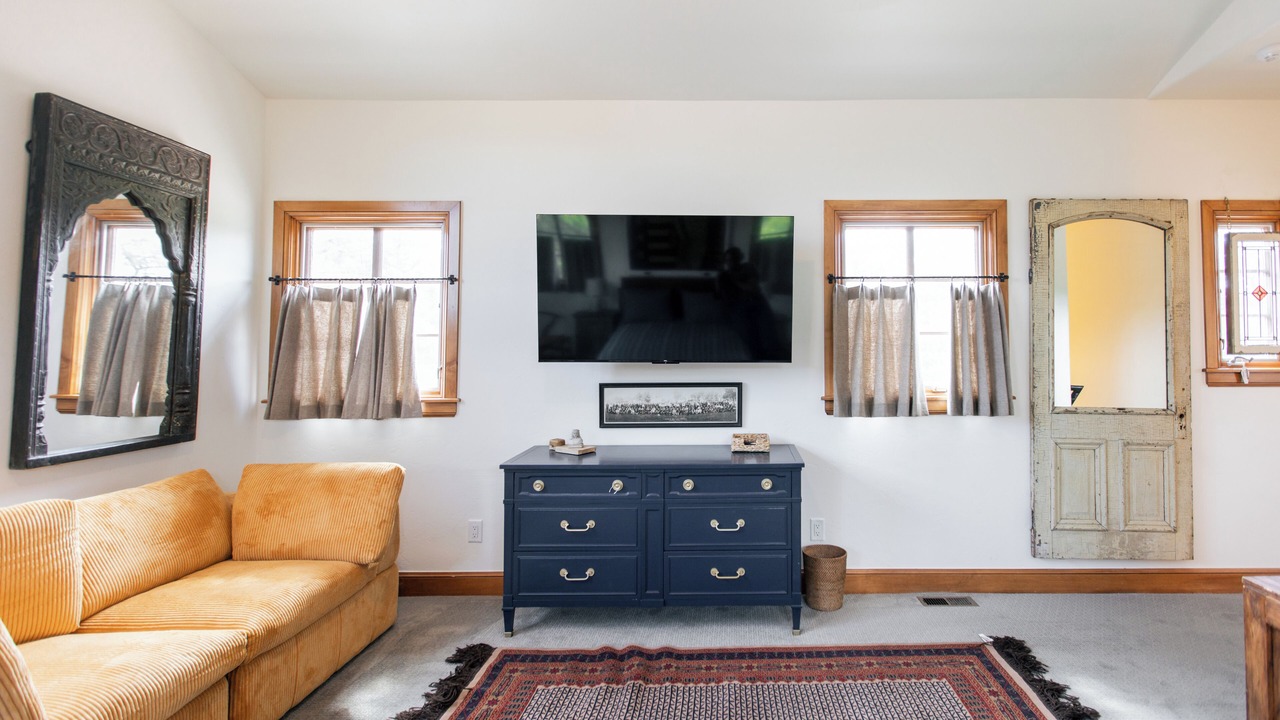 Photo of Livingroom in Central Oklahoma City