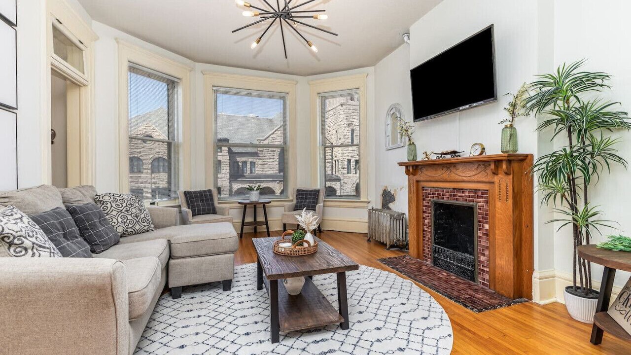 Photo of Livingroom in Dubuque