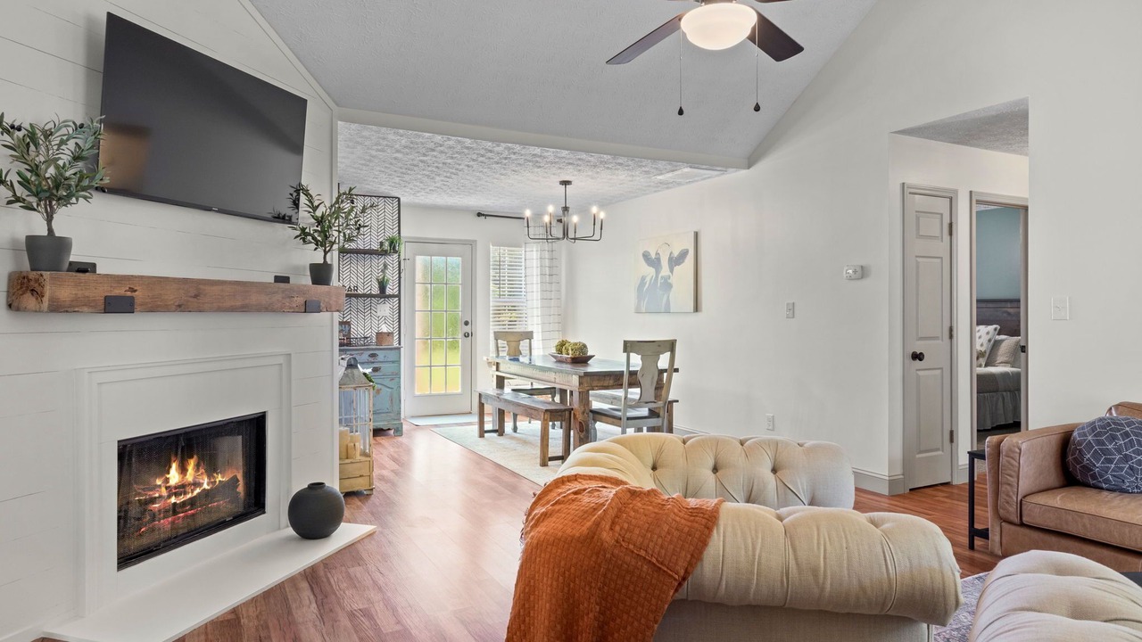 Photo of Livingroom in McDonough