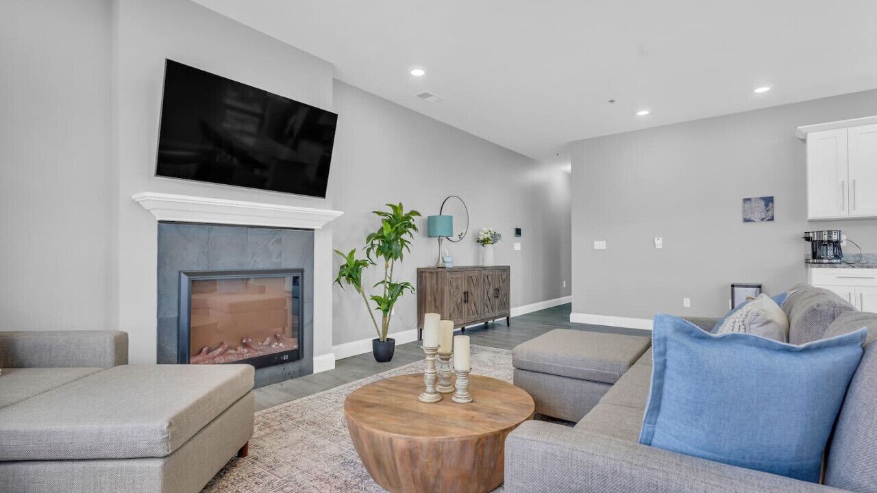 Photo of Livingroom in Port Huron