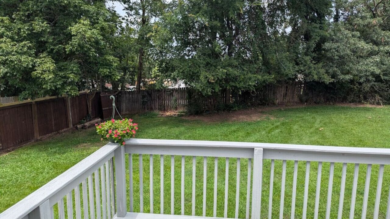 Photo of Outdoor in Madisonville