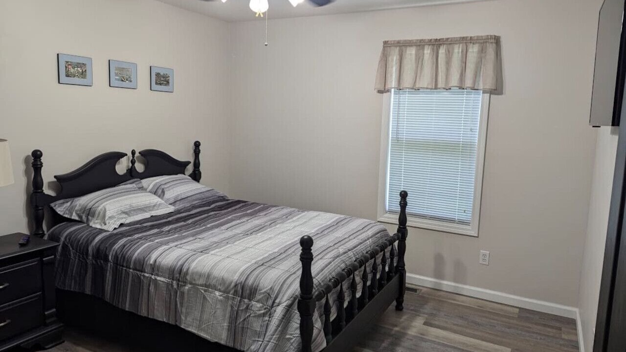 Photo of Bedroom in Madisonville