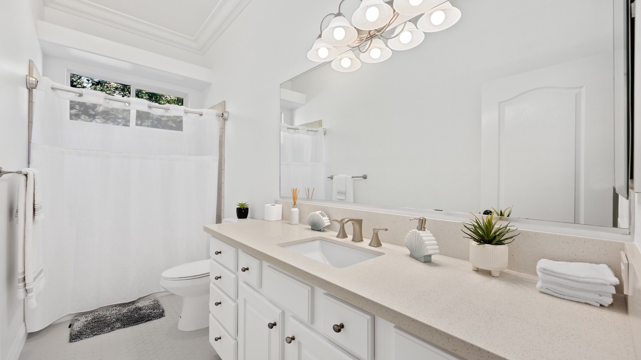 Photo of Bathroom in Rosedale
